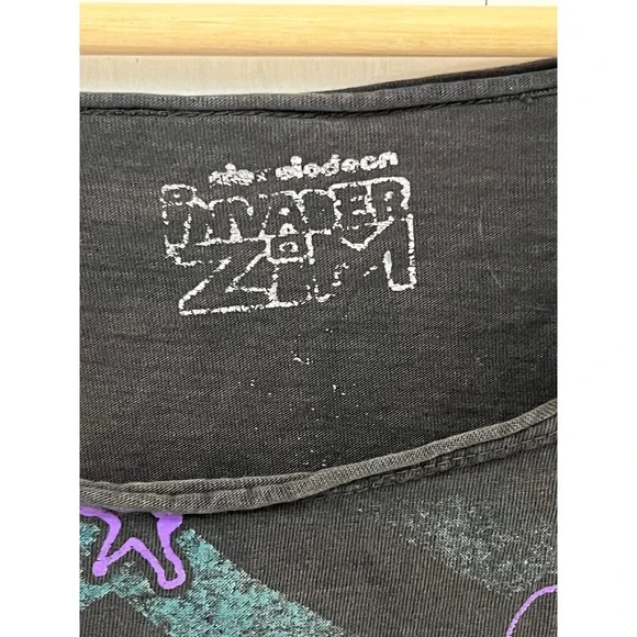Nickelodeon Invader Zim GIR Graphic Crop Top Tee Faded Black Women Small.  Aa - Picture 5 of 5